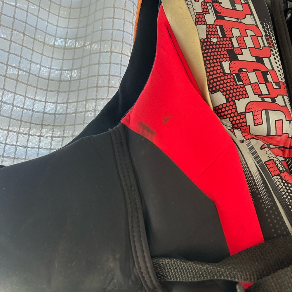 Speedo Life Vest - Picture 2 of 14